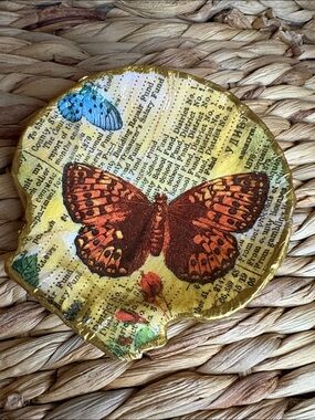 Hand Crafted Orange & Gold Butterfly Shell Décor